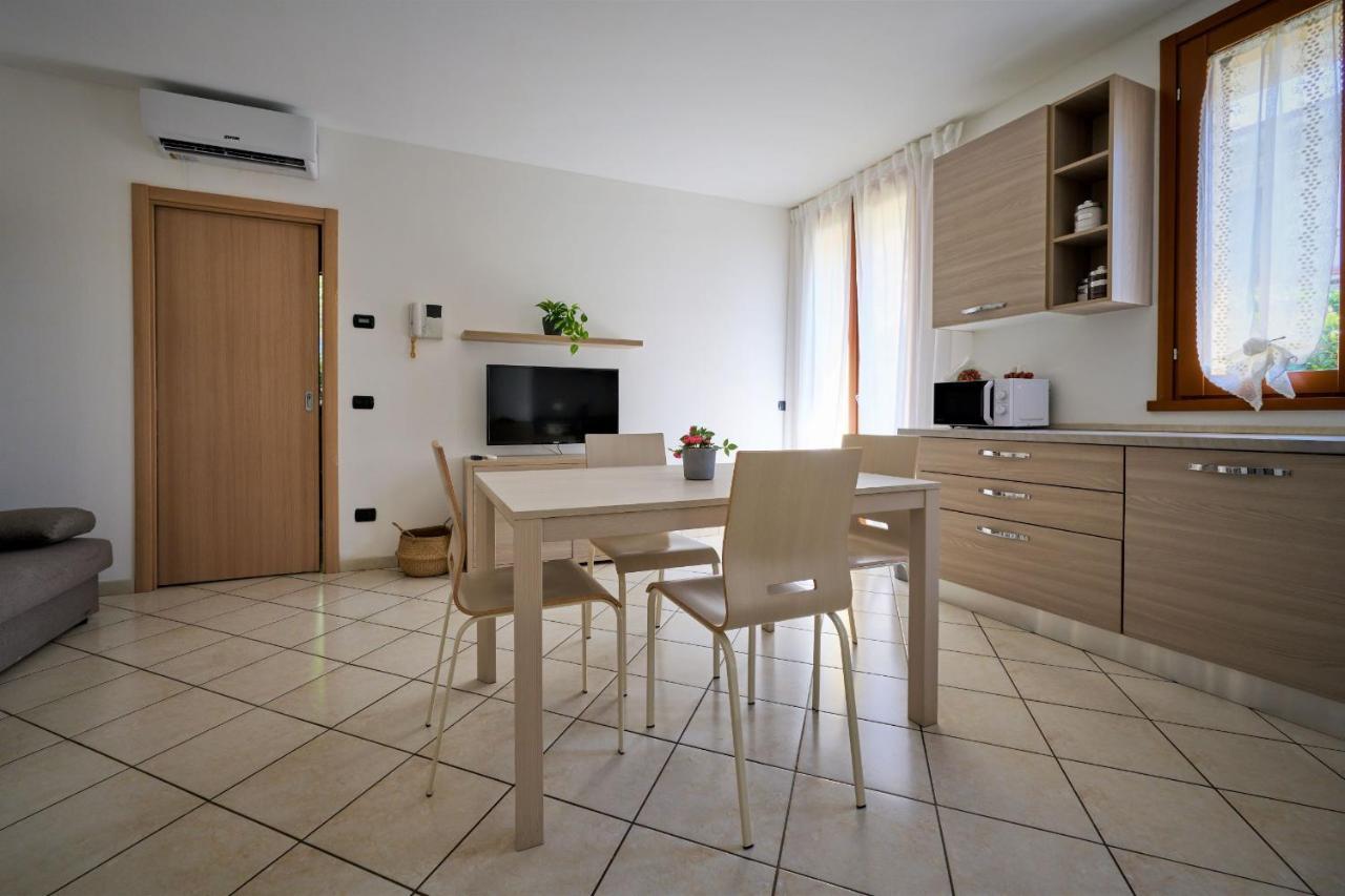 戈尔贡佐拉La Casa Dei Tigli - Bilocale Con Taverna E Giardino公寓 外观 照片